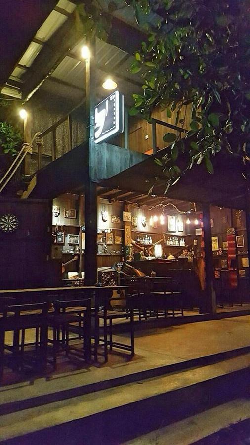 The Shadow House & Bar 호텔 코 파얌 외부 사진